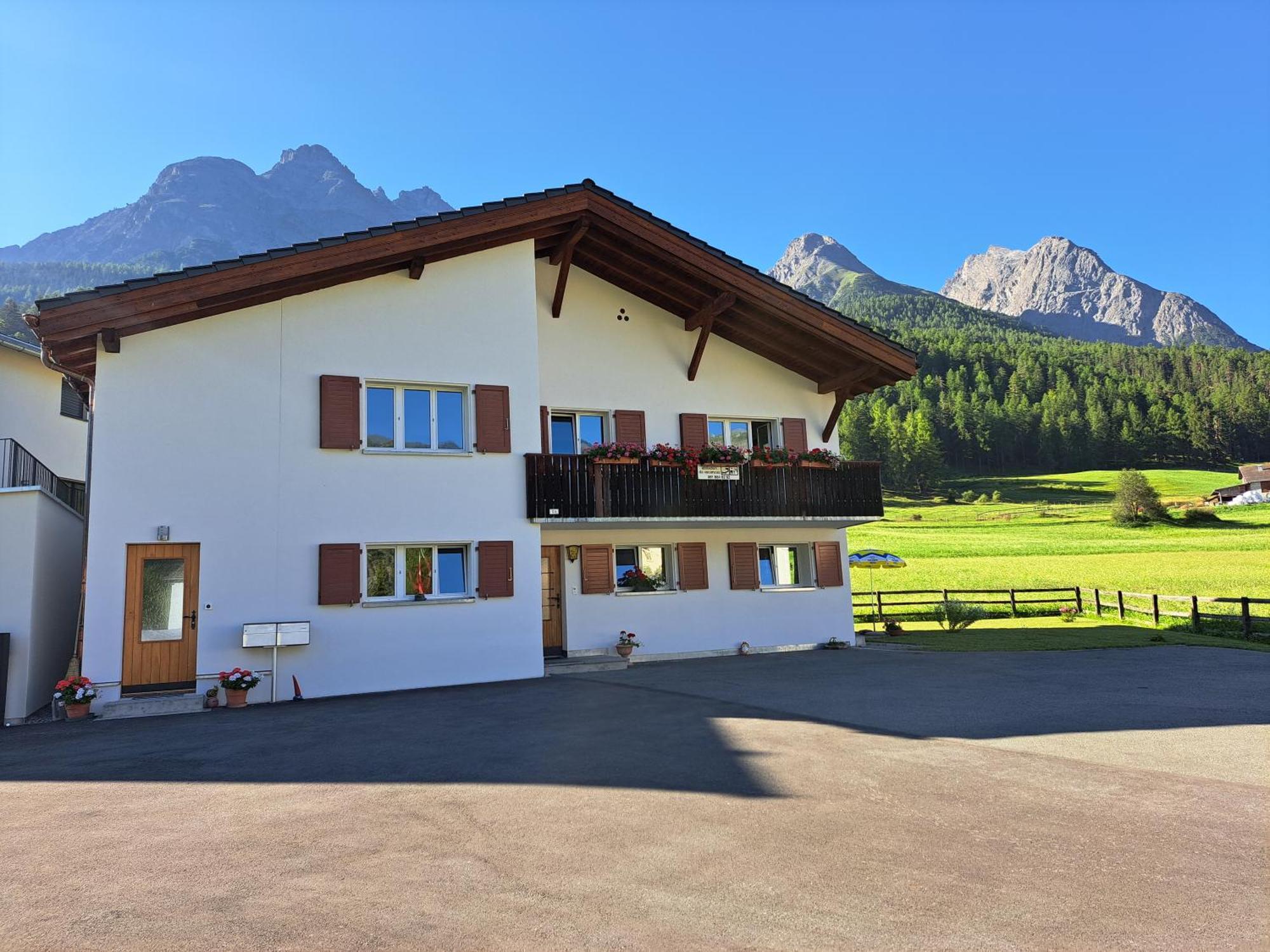 Haus Am See Tarasp エクステリア 写真